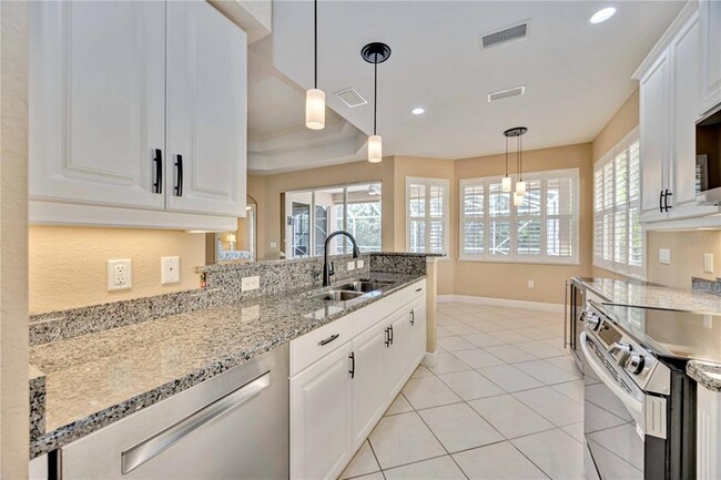 Building Photo - 15341 Mille Fiore Blvd