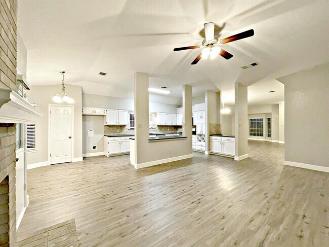Building Photo - 8501 Priest River Dr