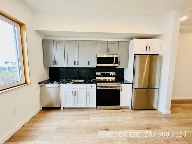 Building Photo - 1308-10 N Front St-Unit 10
