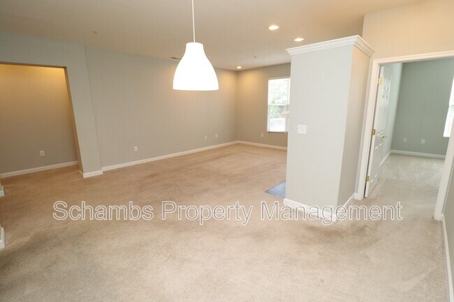 Building Photo - 223 Eyam Hall Ln