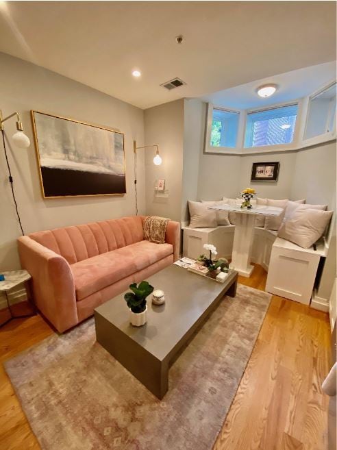 Building Photo - 1618 Q St Apartments