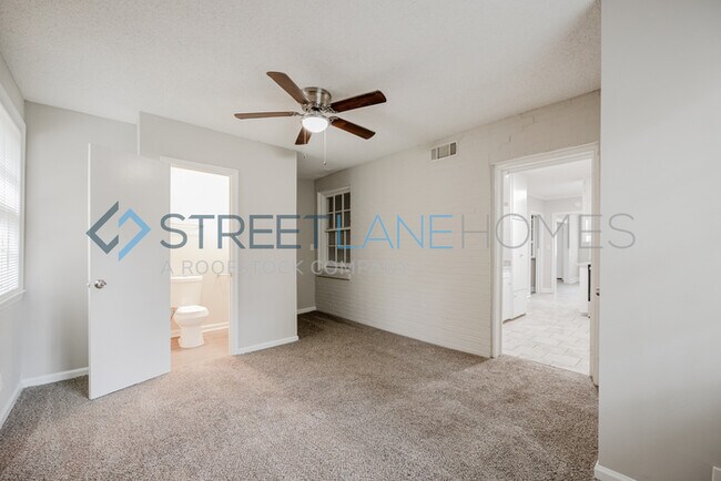 Building Photo - Charming 4 Bedroom in Columbus!