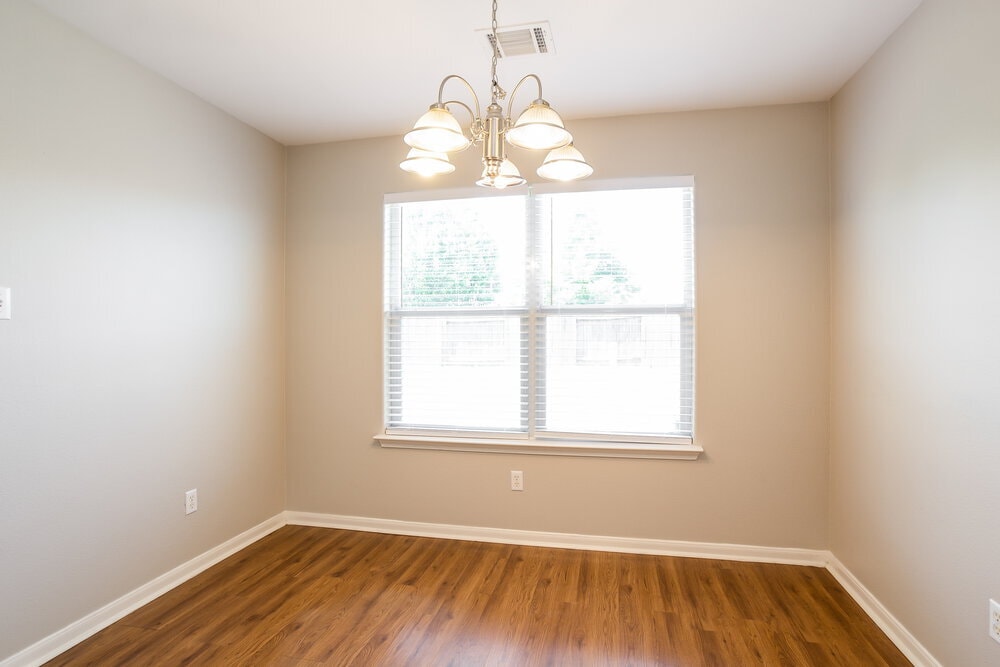 Building Photo - 4719 San Antonio River Dr