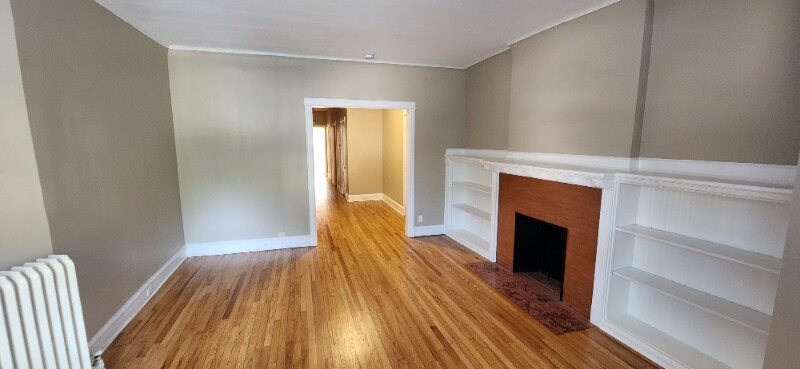 Building Photo - 2582 N Stowell Ave