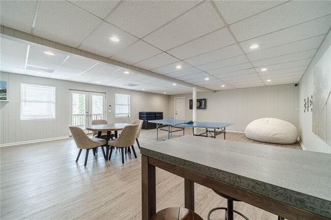 Building Photo - 691 Harbor Cove