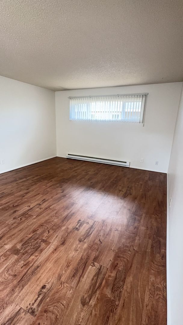 Building Photo - Sh314-316