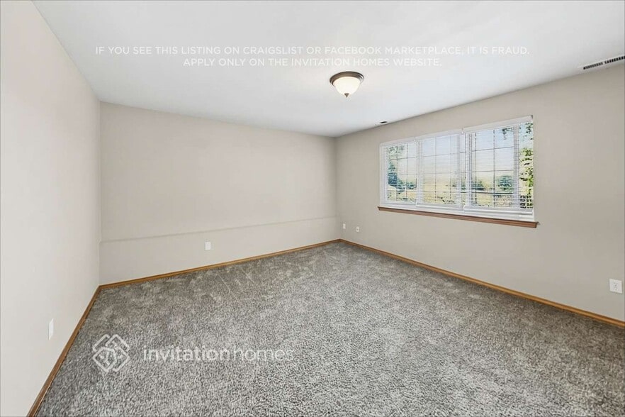 Building Photo - 17617 Upland Dr