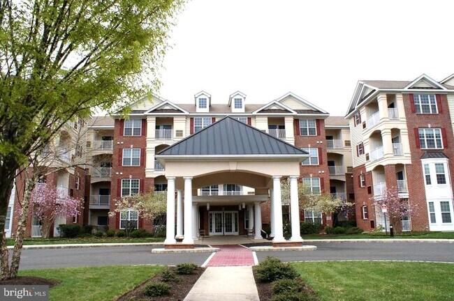 Building Photo - 1309 Colts Cir