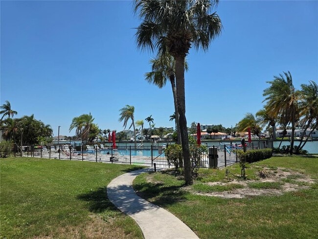 Building Photo - 511 Plaza Seville Ct
