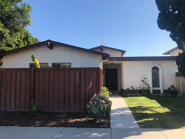 Primary Photo - Spacious West Oxnard Home near Seabridge M...