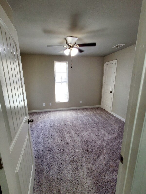 Building Photo - 1623 E Waco Ave