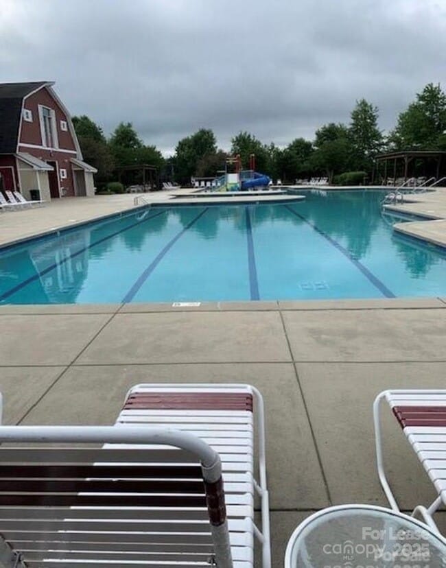 Building Photo - 11054 Hat Creek Ln