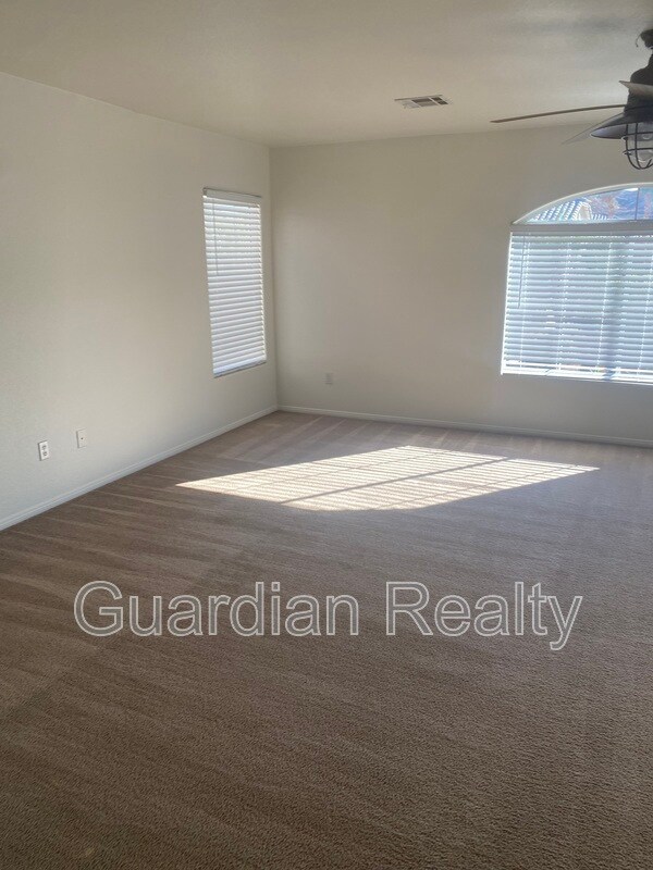 Building Photo - 780 Wigan Pier Dr