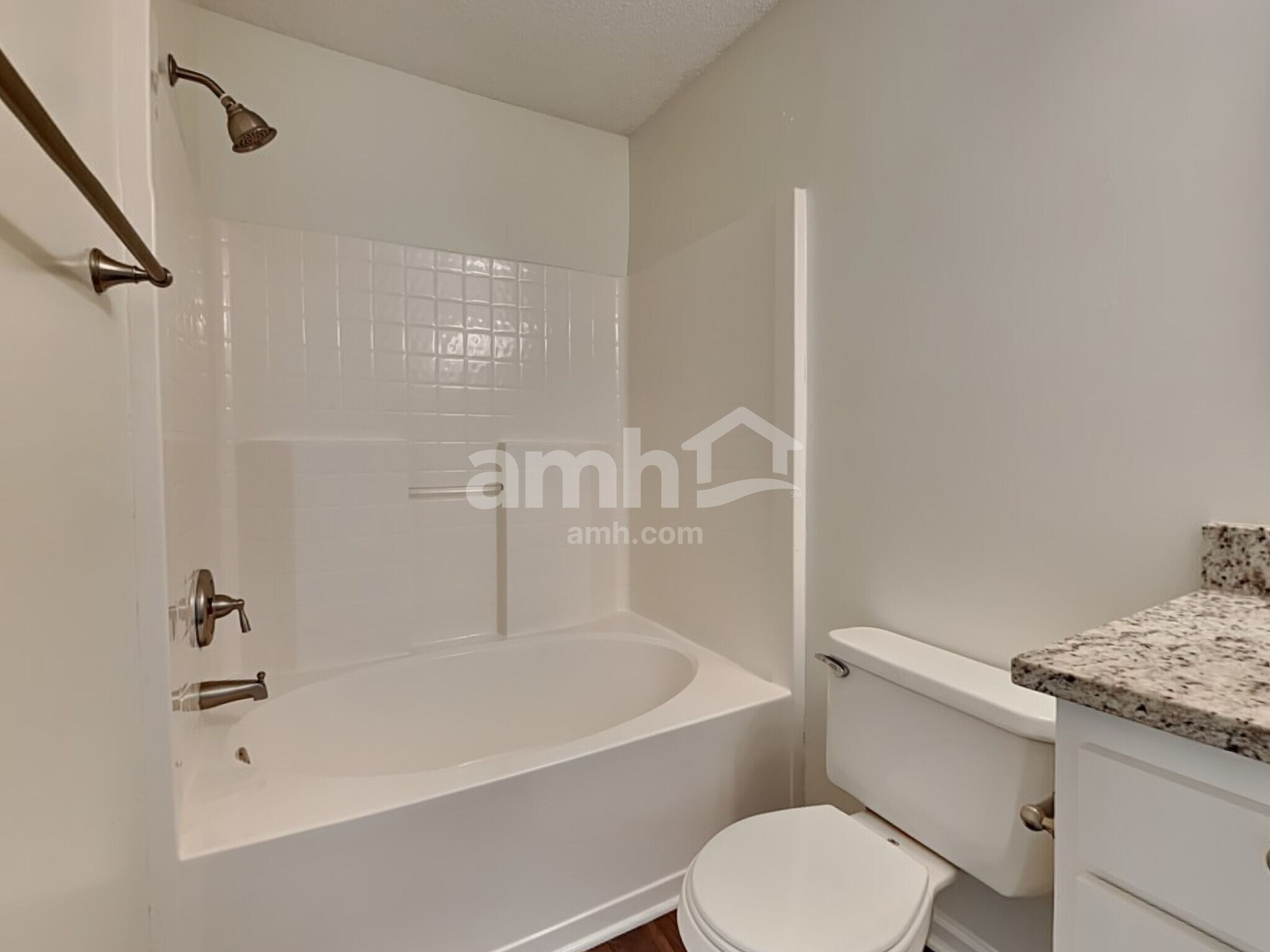 Building Photo - 114 Blue Jasmine Ln