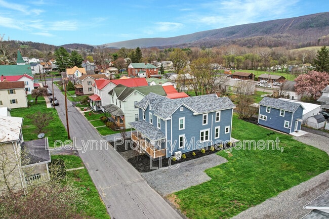 Building Photo - 14208 Temple St