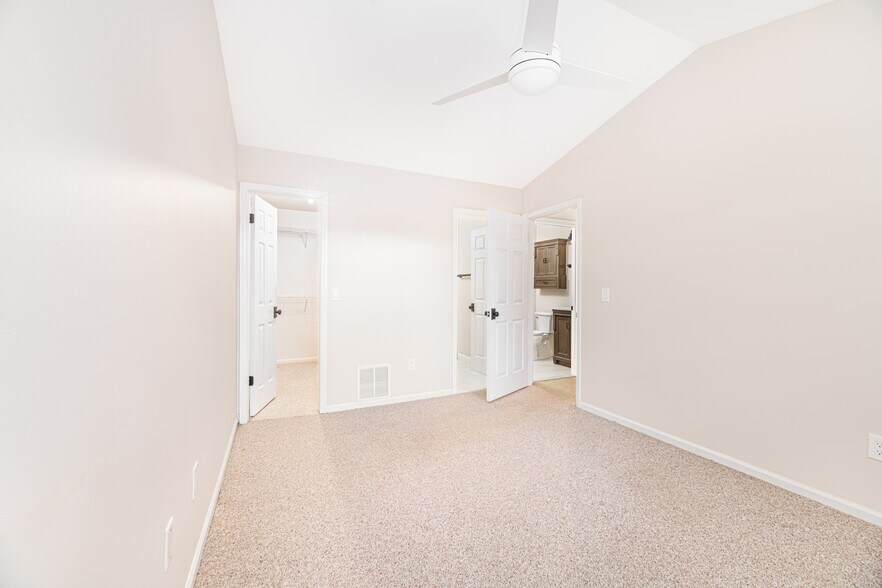 Building Photo - 177 Stonyridge Dr
