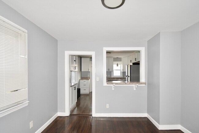 Building Photo - 153 Bosworth St