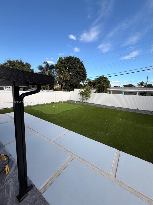 Building Photo - 2340 SW 42nd Way