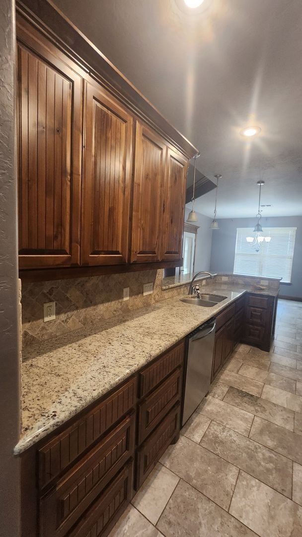 Building Photo - Great Eastside Home