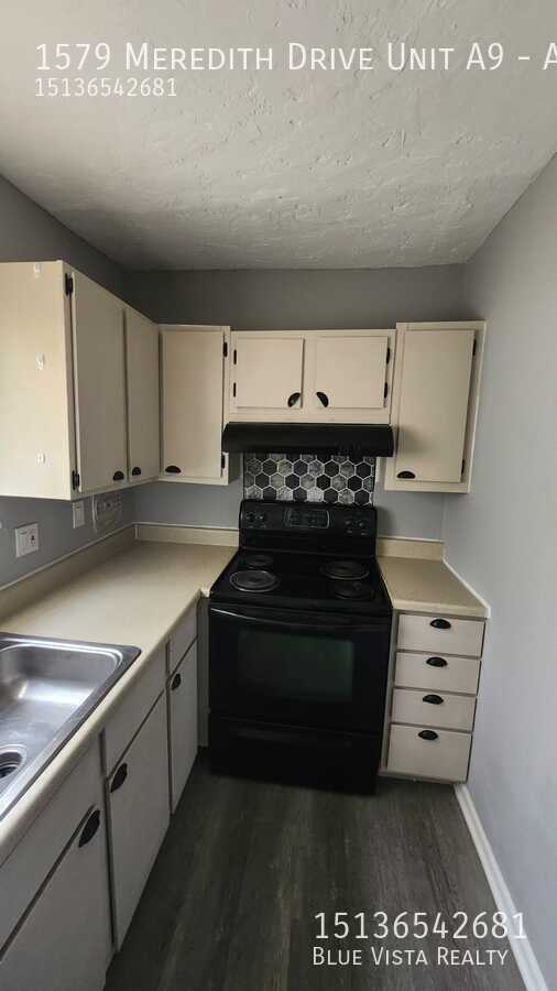 Building Photo - 1579 Meredith Dr