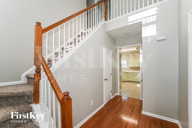 Building Photo - 13224 Greycrest Dr