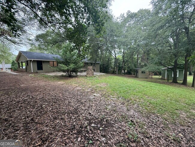 Building Photo - 185 Landor Dr