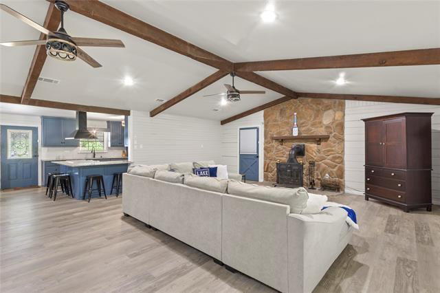 Building Photo - 323 Dyer Cir