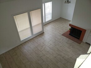 Building Photo - Townhouse in Winter Park 2/2