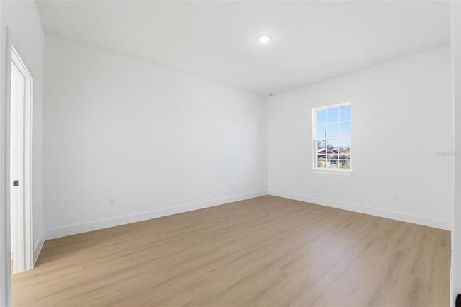 Building Photo - 6531 SW 131 Pl