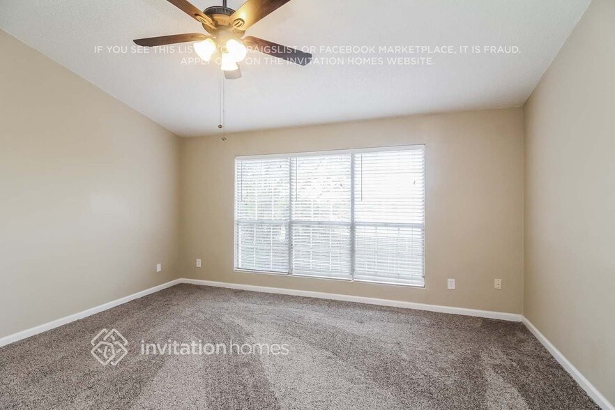 Building Photo - 411 Merritt St