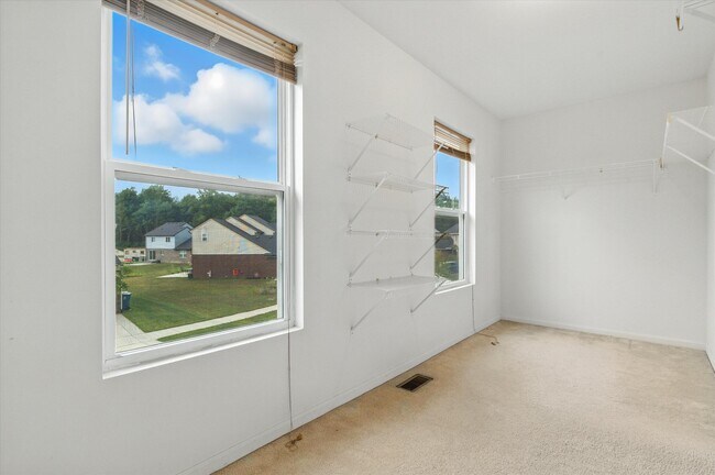 Building Photo - 1738 Weeping Willow Ct
