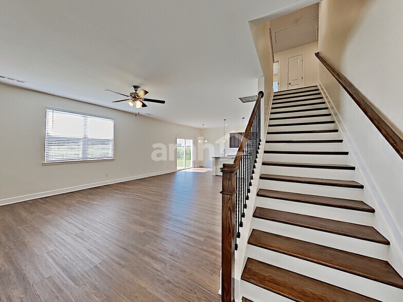 Building Photo - 604 Drema Ct