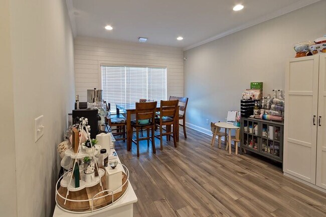 Building Photo - Available July 15, 2026