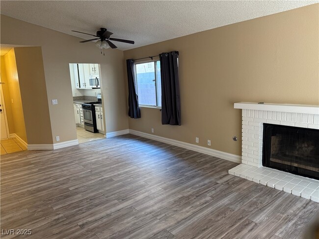 Building Photo - 7434 Coffeyville Ave