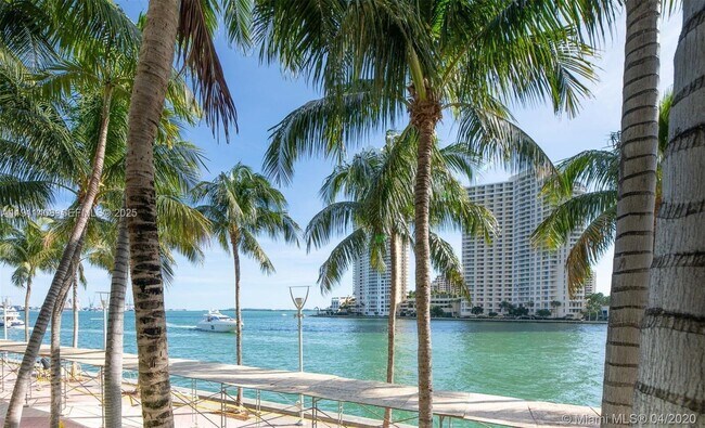 Building Photo - 325 S Biscayne Blvd