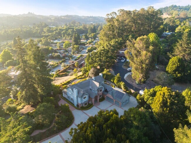 Building Photo - 5br/4ba Home - Luxury Country Living Minutes to Capitola & Soquel Village