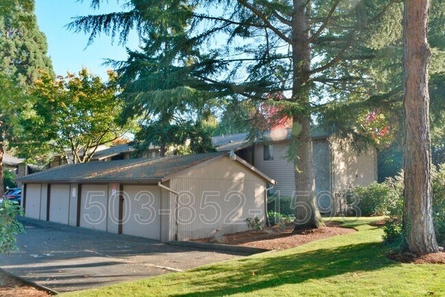 Building Photo - 20125 SW Tualatin Valley Hwy