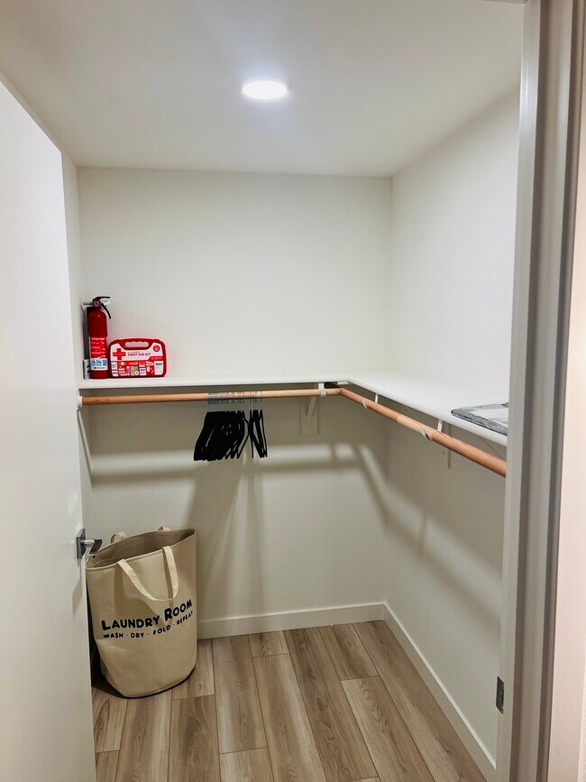 Building Photo - 2431 Cleat Ln