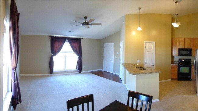 Building Photo - 712 Harbor Woods Dr