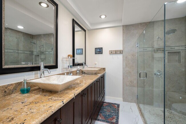 Building Photo - 6071 Hazeltine Plaza