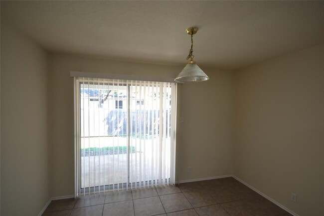 Building Photo - 111 Marin Cove