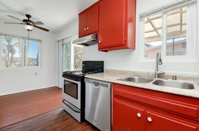 Building Photo - 617-617 Truly Terrace