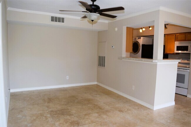 Building Photo - 4011 NASA Road 1