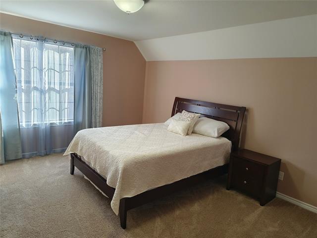 Building Photo - 100 E Bluebonnet Dr