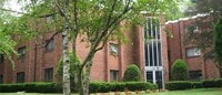 Building Photo - 49 Windsor Dr