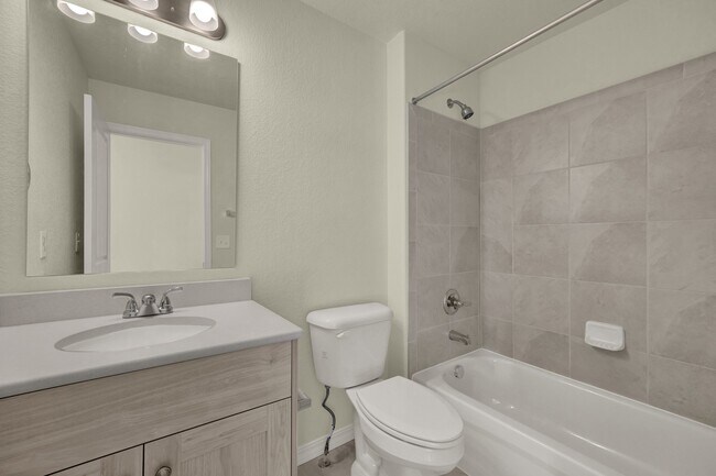 Building Photo - 6241 Felsite Grv