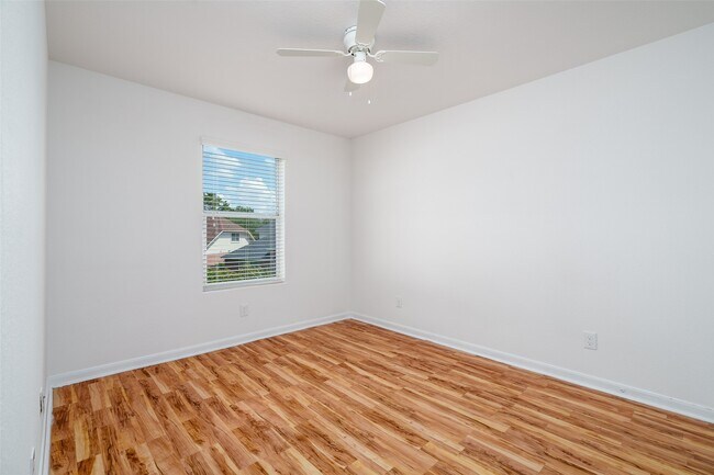 Building Photo - 17607 Sulphur Strm Ct