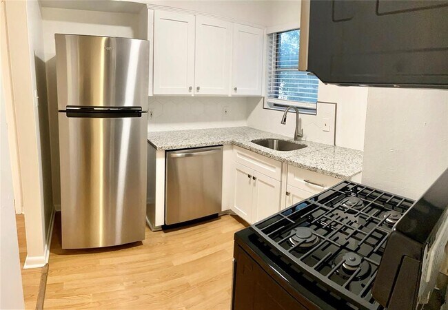 Building Photo - 3603 Murworth Dr
