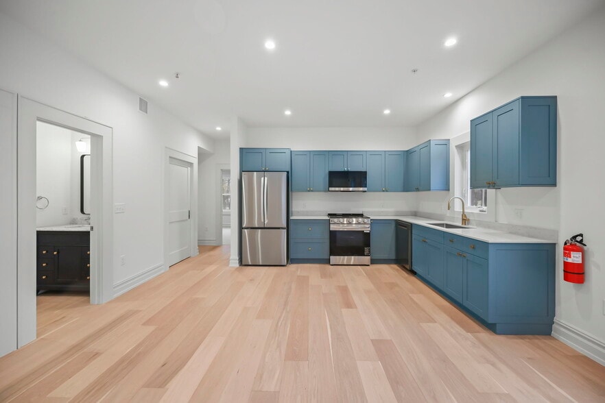 Kitchen - 1209 Littleton Rd
