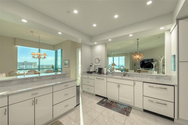 Building Photo - 1560 Gulf Blvd